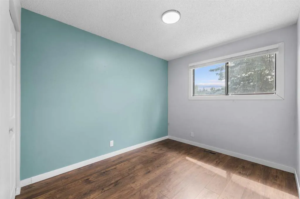 36 Brentwood Drive E