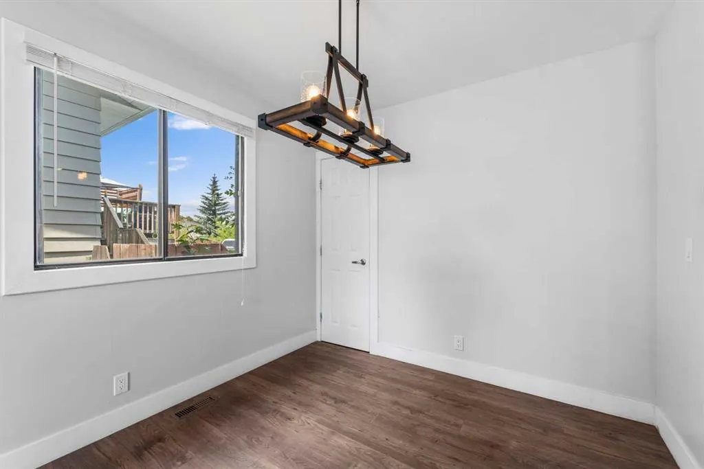 36 Brentwood Drive E