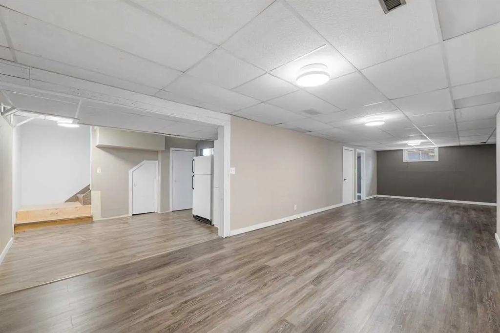 36 Brentwood Drive E