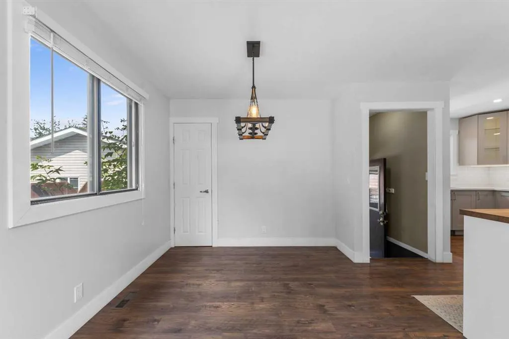 36 Brentwood Drive E