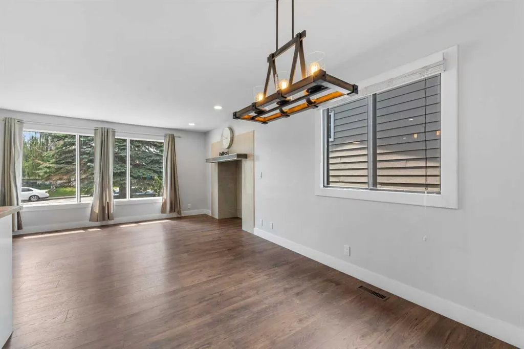 36 Brentwood Drive E