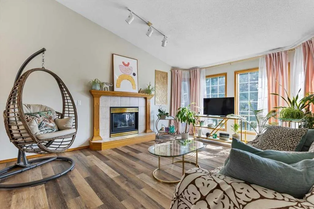 185 Westchester Way