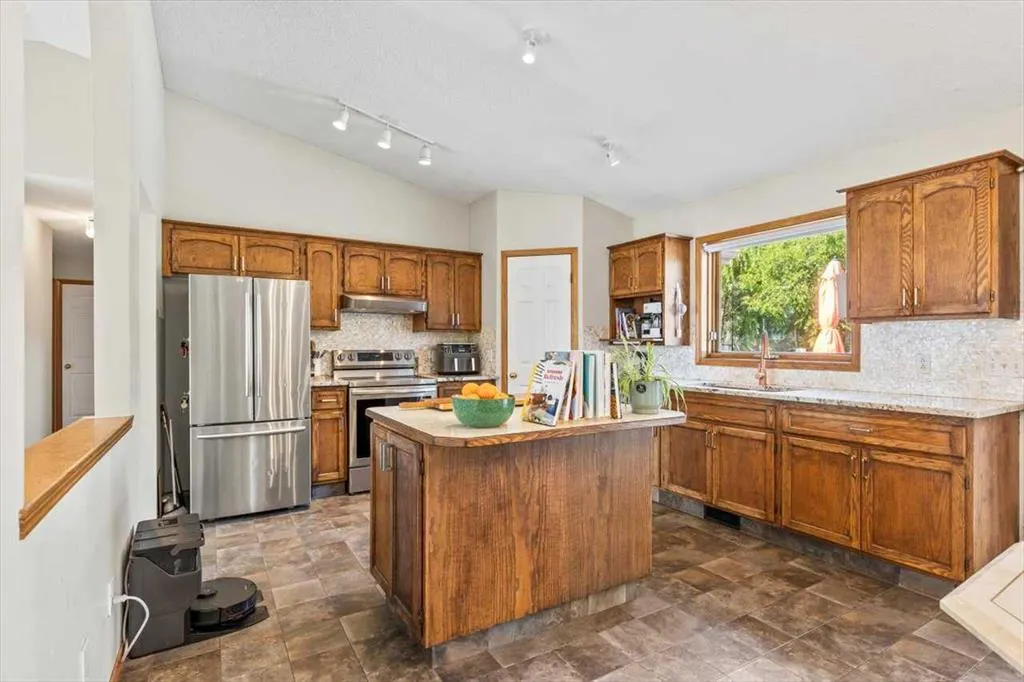 185 Westchester Way