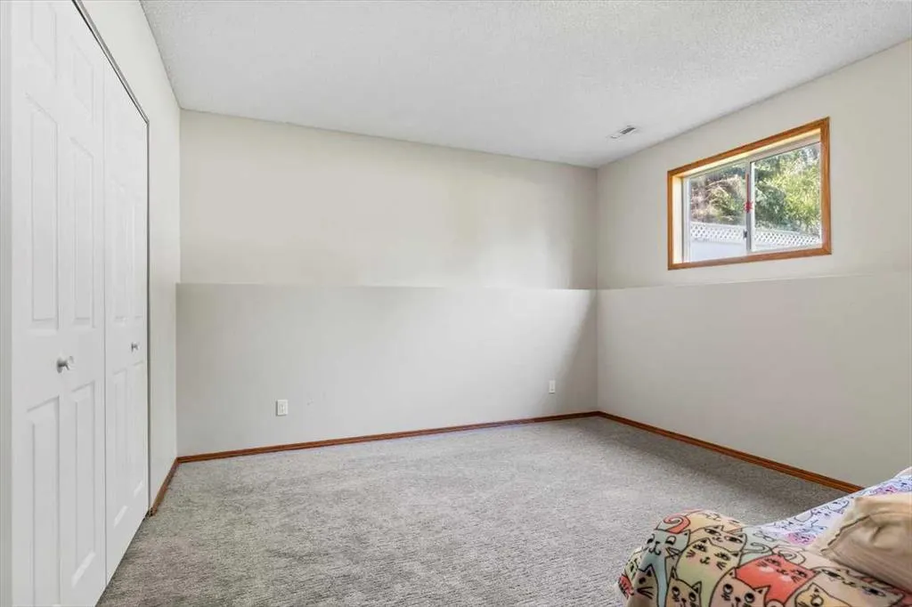 185 Westchester Way