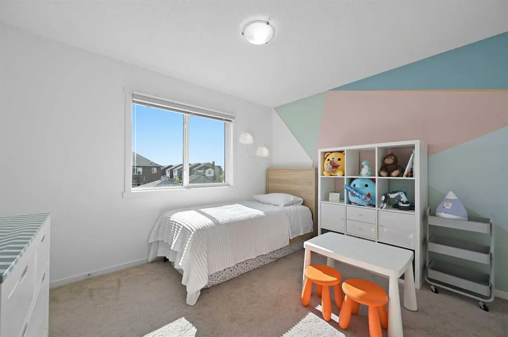 114 Legacy Boulevard SE