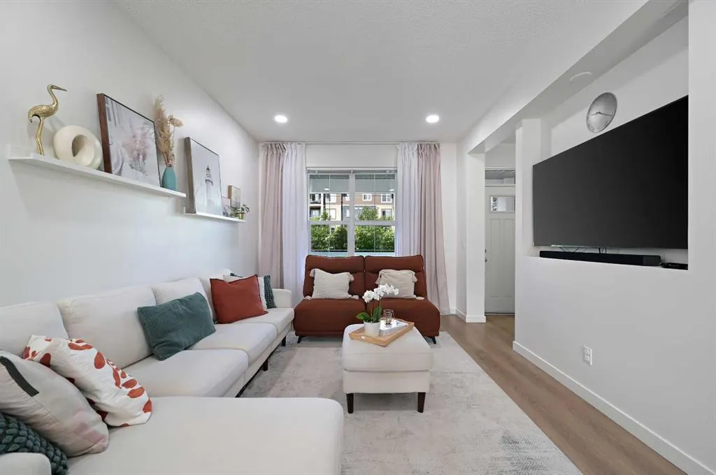 114 Legacy Boulevard SE