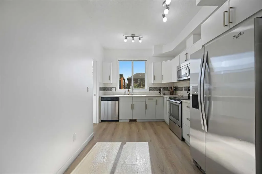 114 Legacy Boulevard SE
