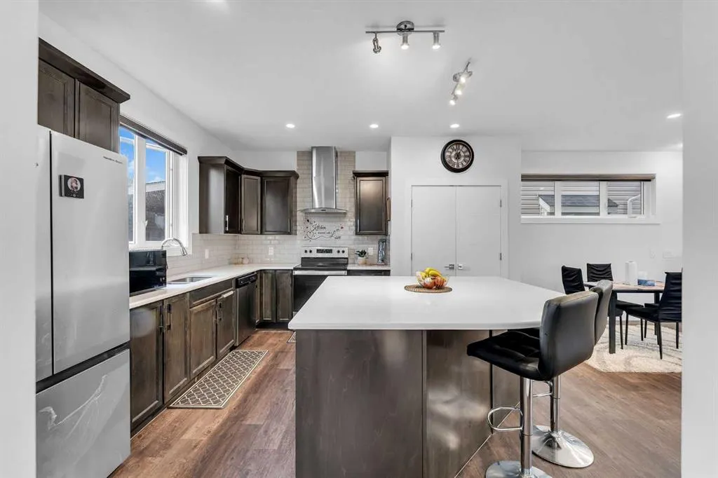 111 Cityside Road NE