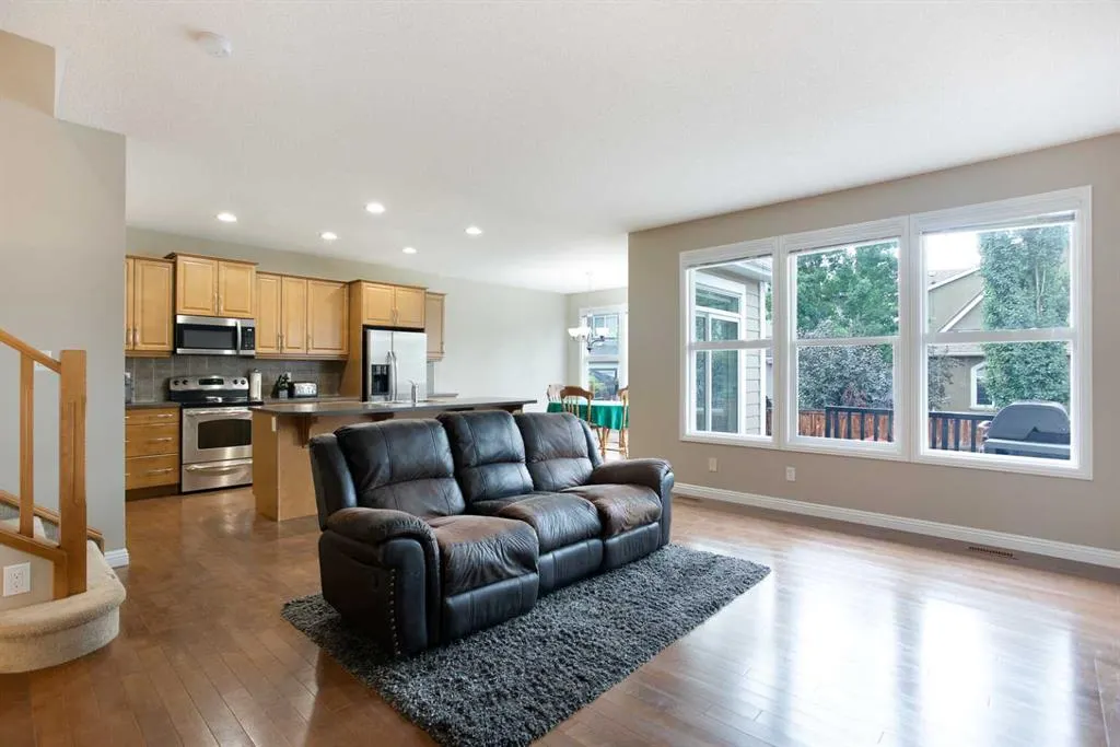 489 Mahogany Court SE