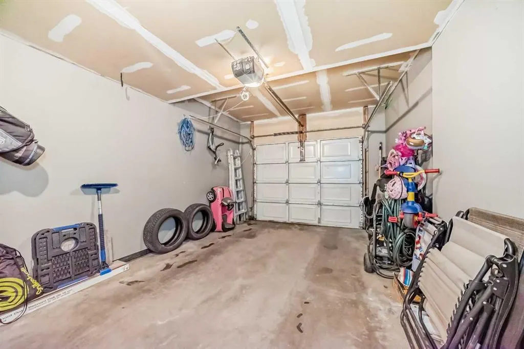 43 Douglas Glen Park SE