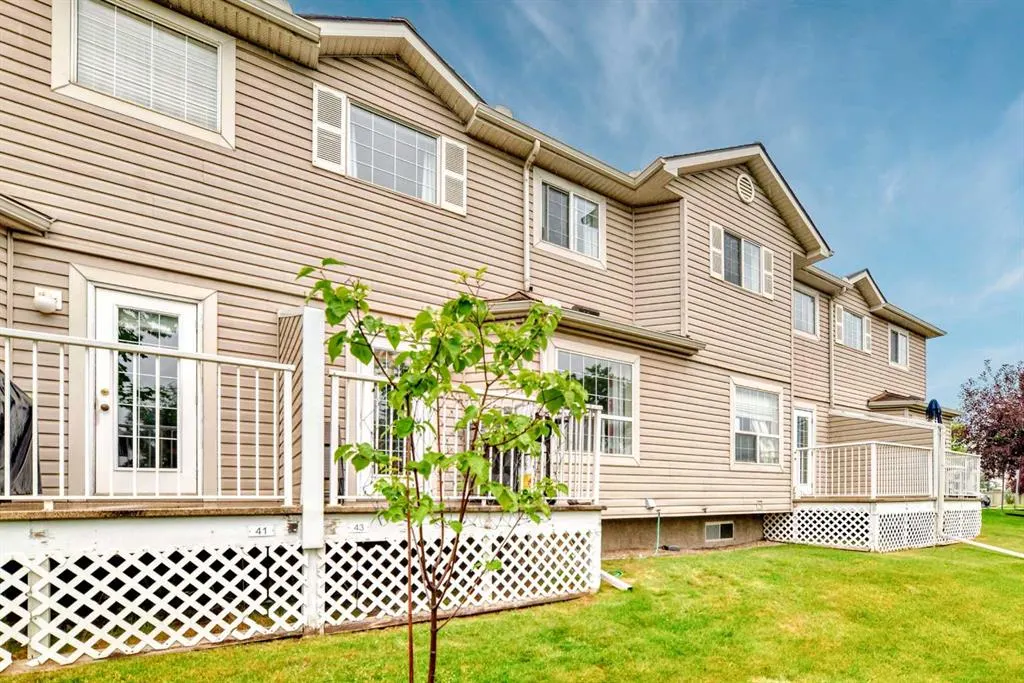43 Douglas Glen Park SE