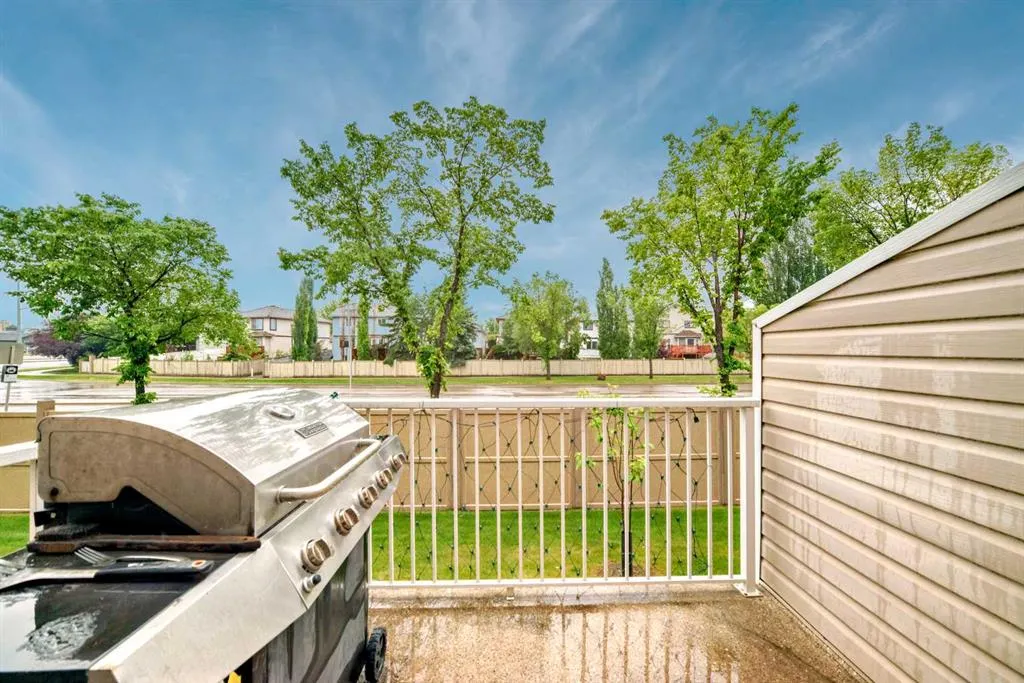 43 Douglas Glen Park SE