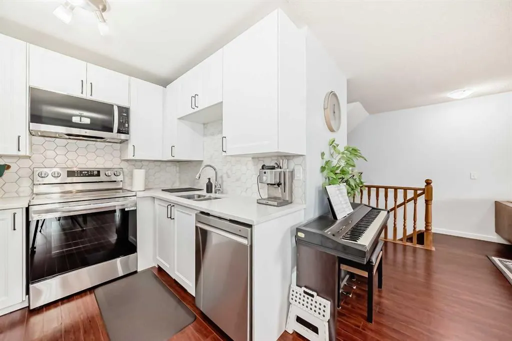 43 Douglas Glen Park SE