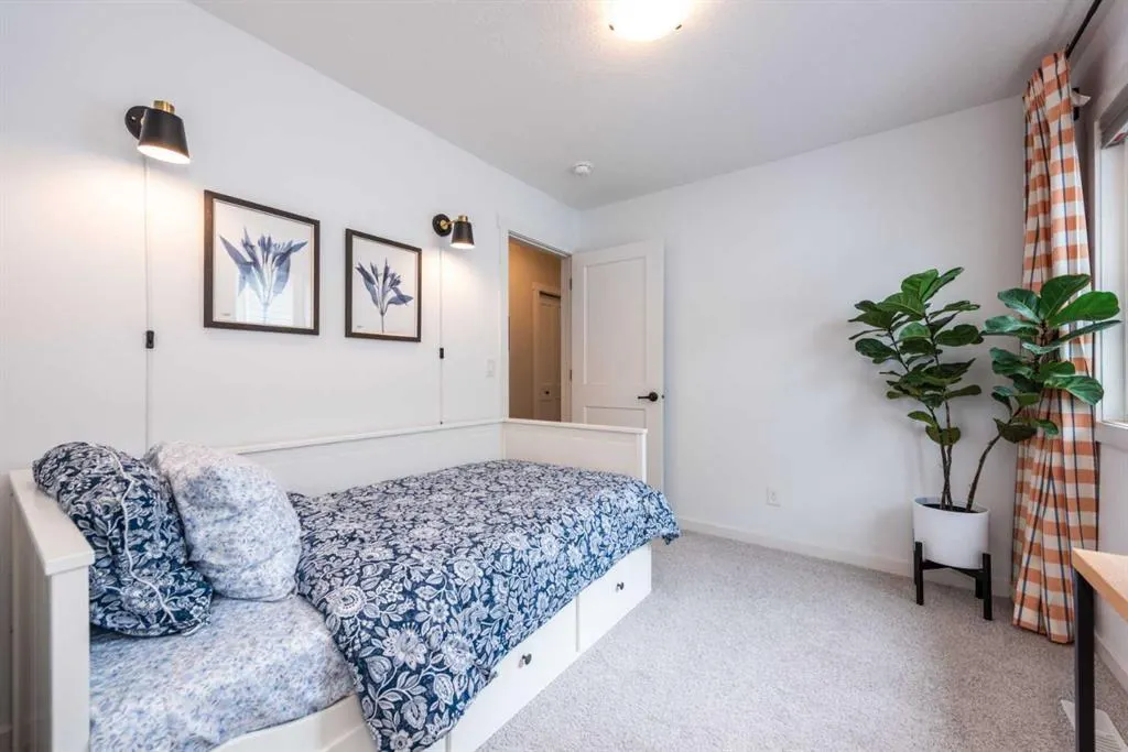 188 Wildrose Crescent