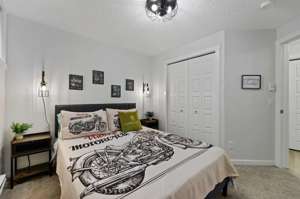 353 Cranbrook Square SE