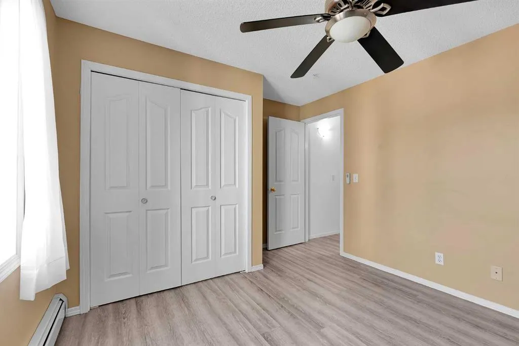 604 8 Street SW, #1212