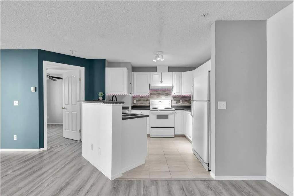 604 8 Street SW, #1212