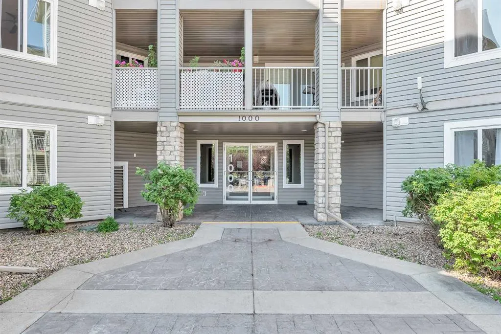 604 8 Street SW, #1212
