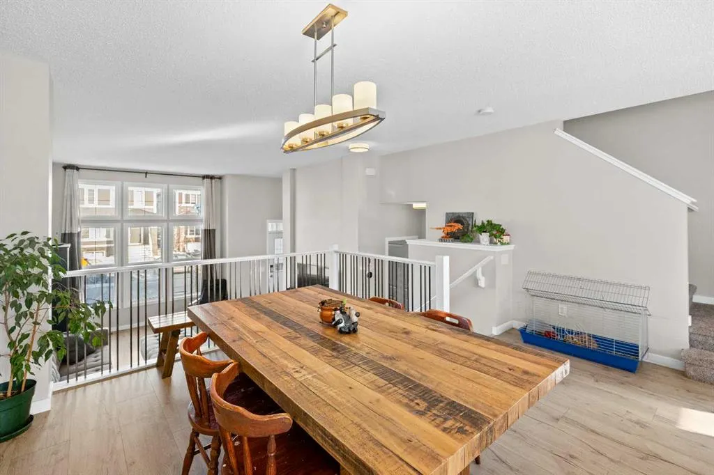 15 Red Embers Lane NE