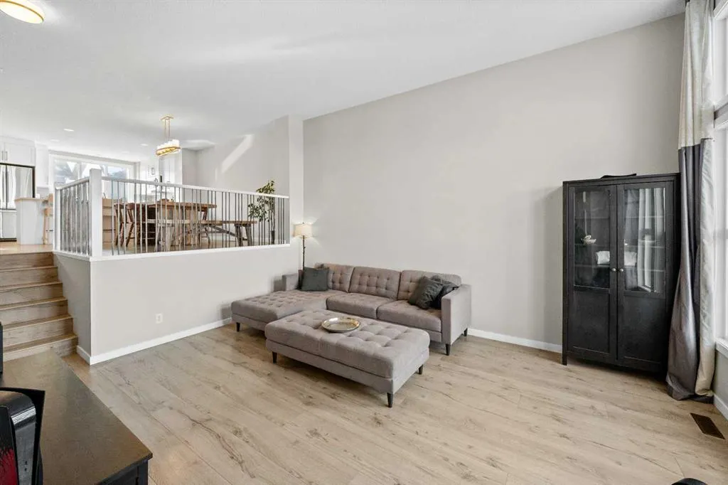 15 Red Embers Lane NE
