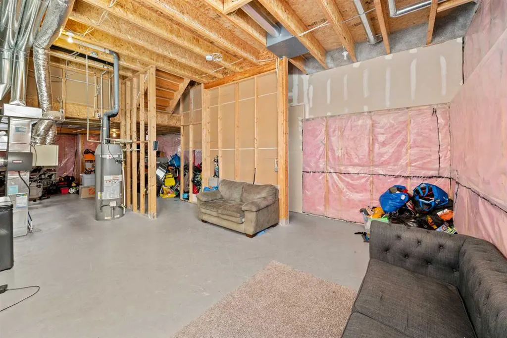 15 Red Embers Lane NE