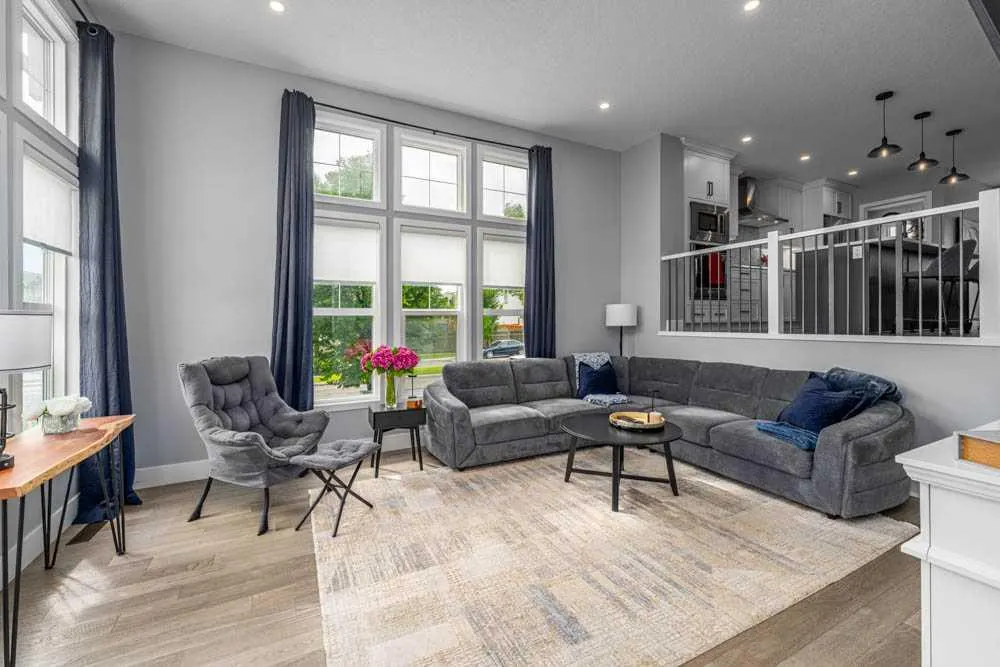 366 Masters Row SE