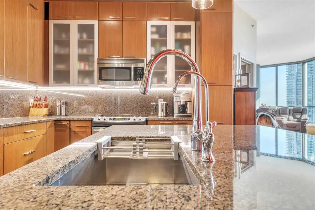 220 12 Avenue SE, #2405