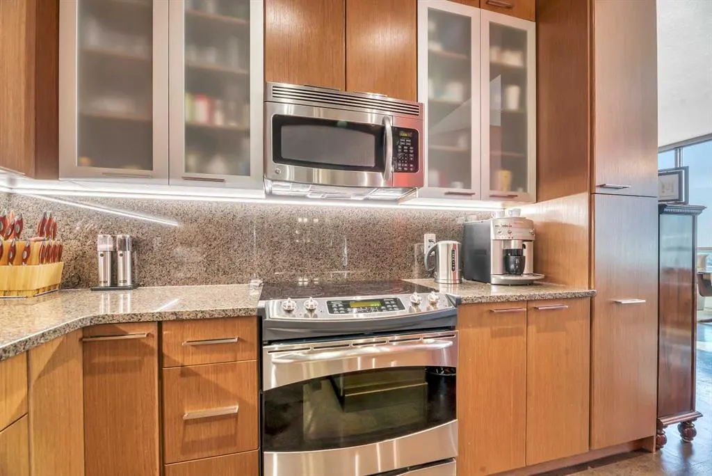 220 12 Avenue SE, #2405
