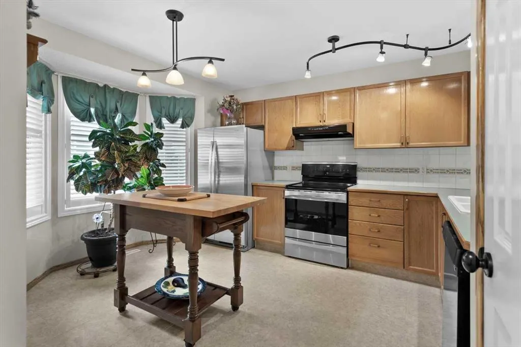 56 Hidden Spring Place NW