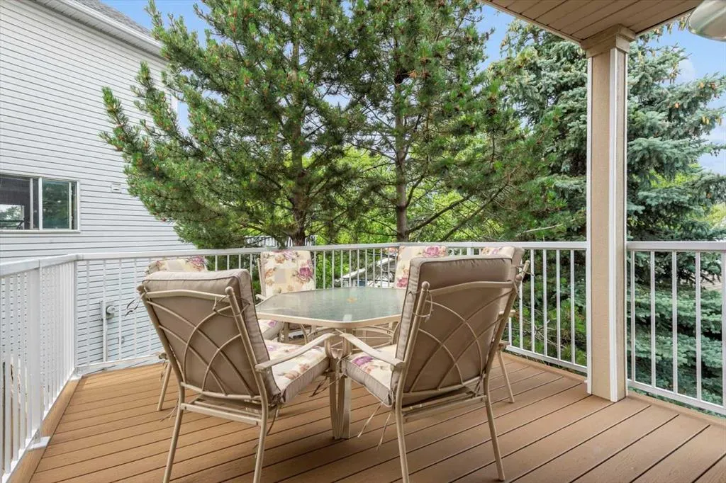 56 Hidden Spring Place NW