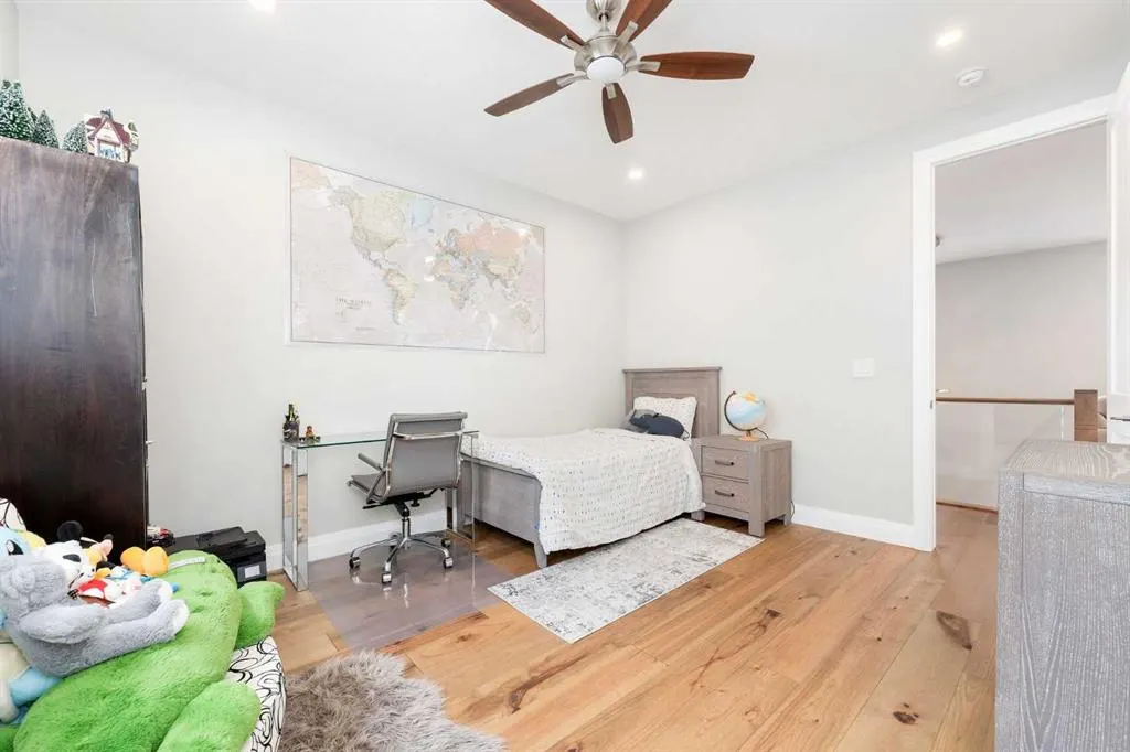 128 Hampstead Mews NW