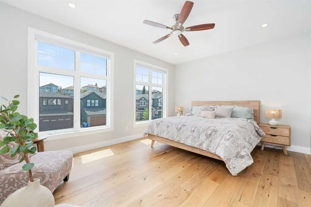 128 Hampstead Mews NW