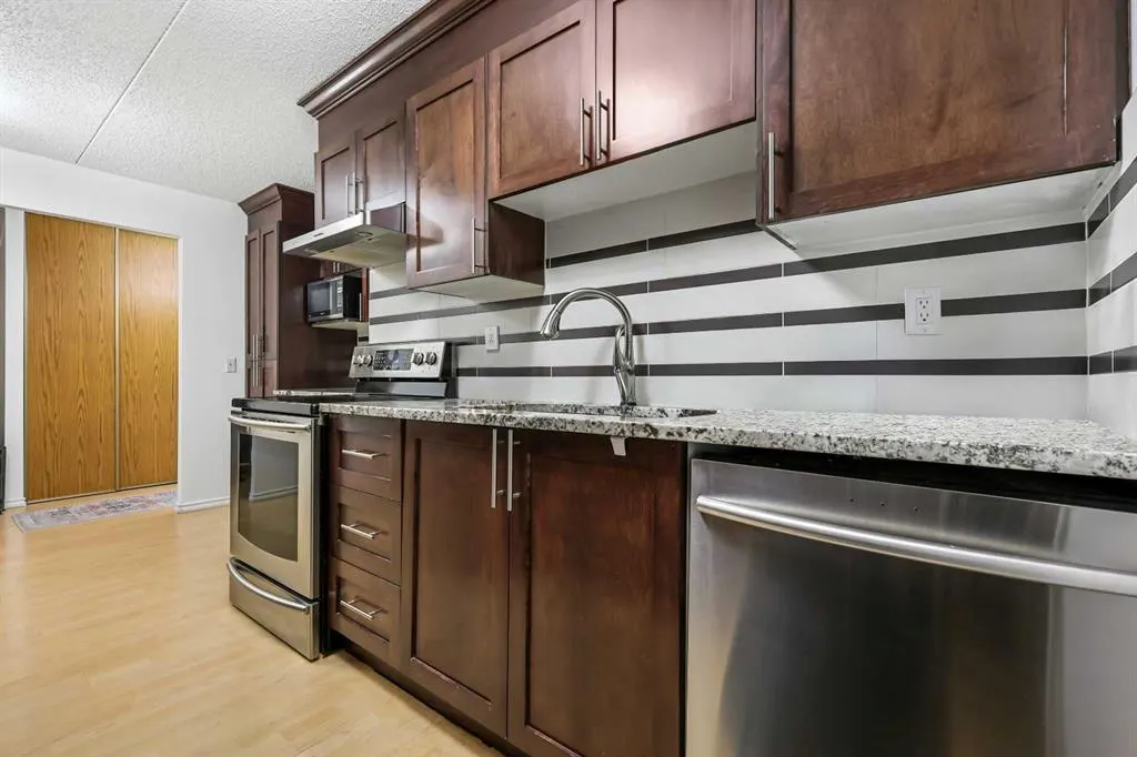 5204 Dalton Drive NW, #514