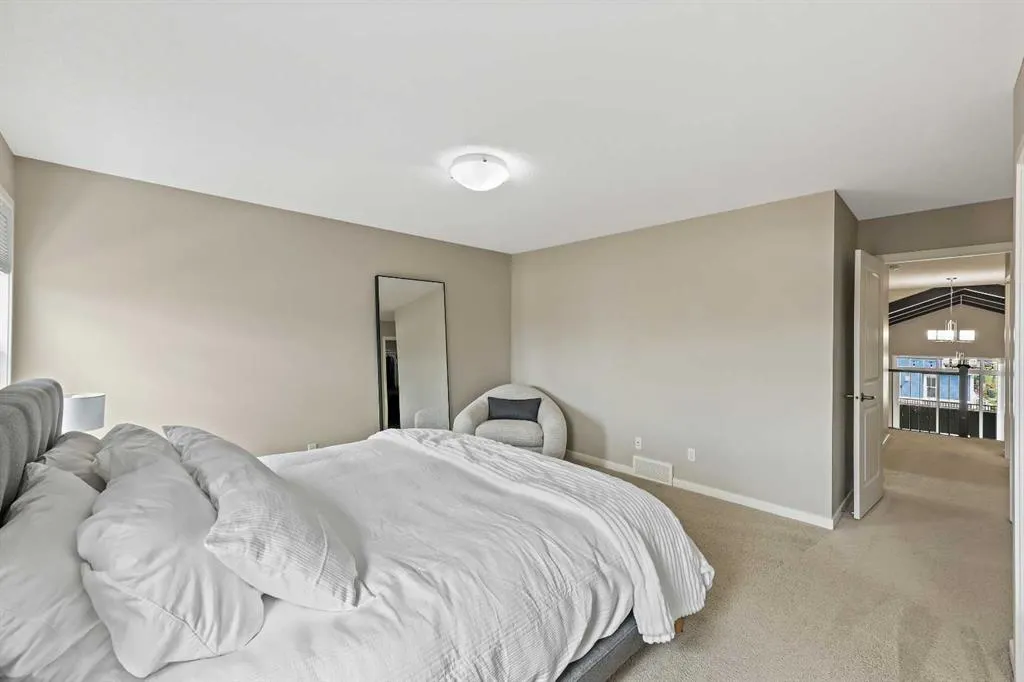 127 Fireside Crescent