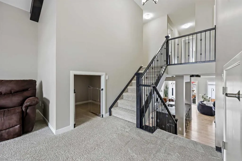 127 Fireside Crescent