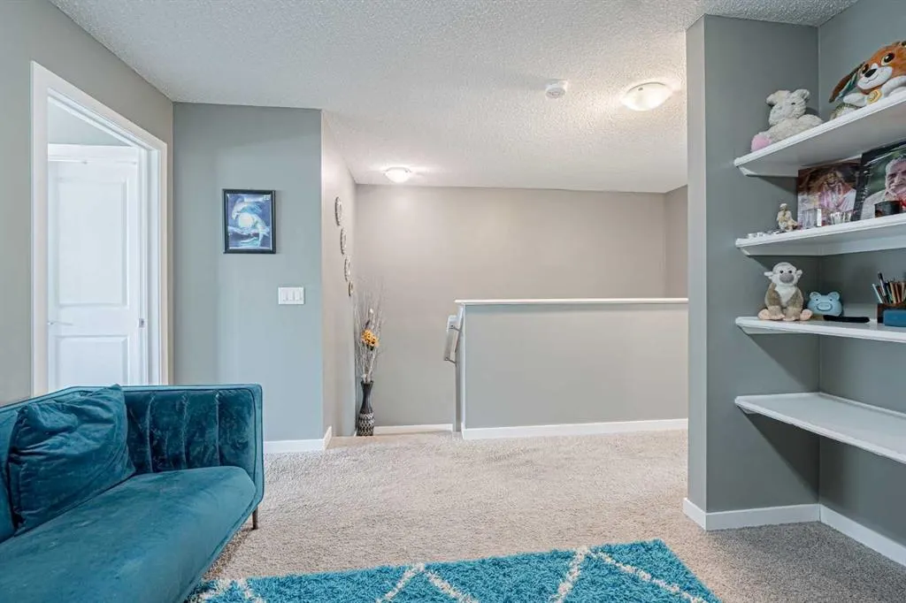 146 Skyview Point Crescent NE