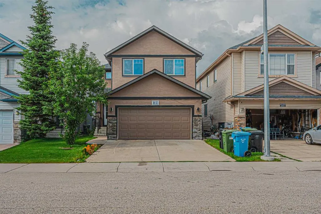 121 Saddlecrest Green NE