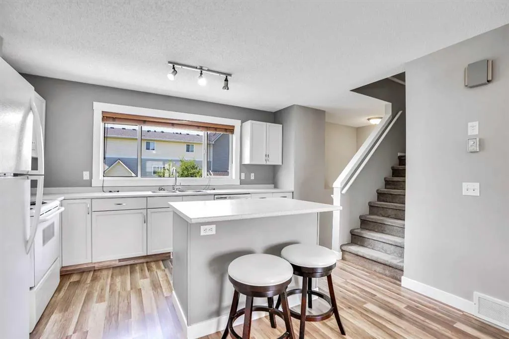 91 Prestwick Acres Lane SE