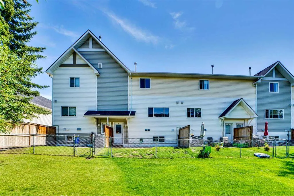 91 Prestwick Acres Lane SE