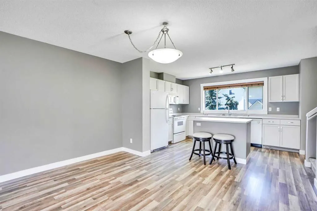 91 Prestwick Acres Lane SE