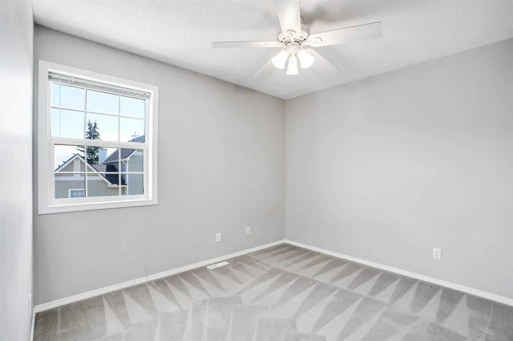 91 Prestwick Acres Lane SE