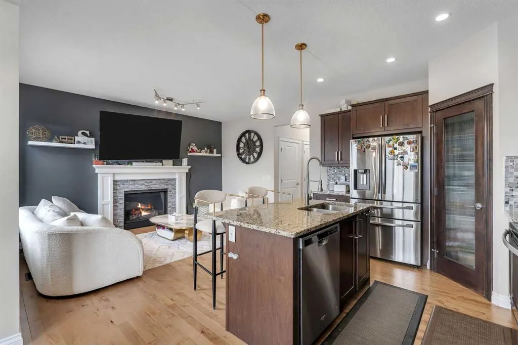 296 Evansborough Way NW