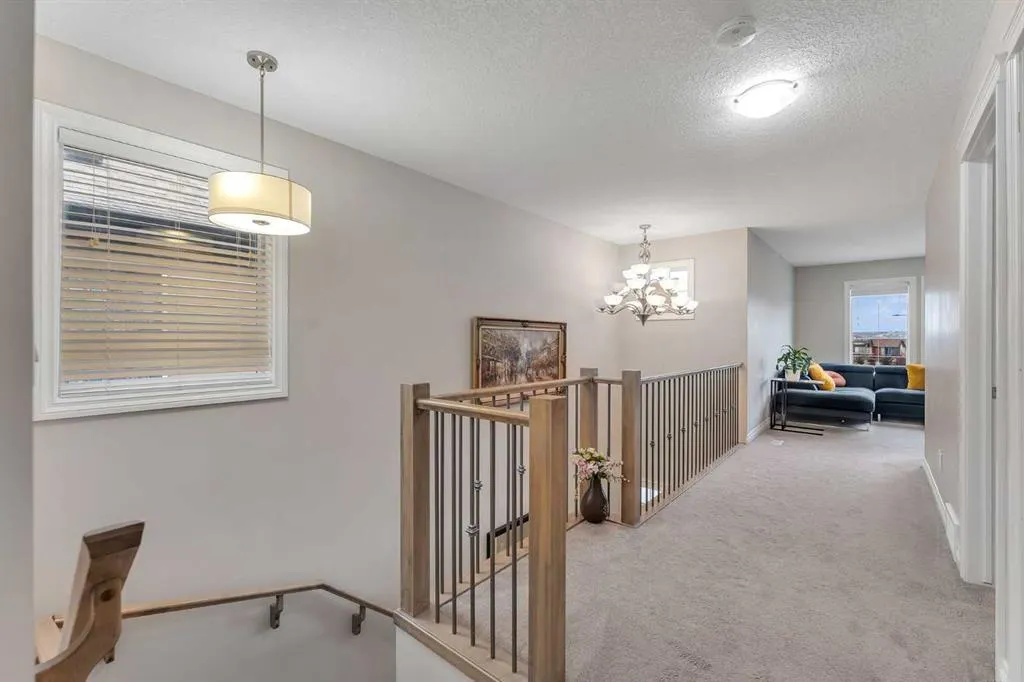 296 Evansborough Way NW