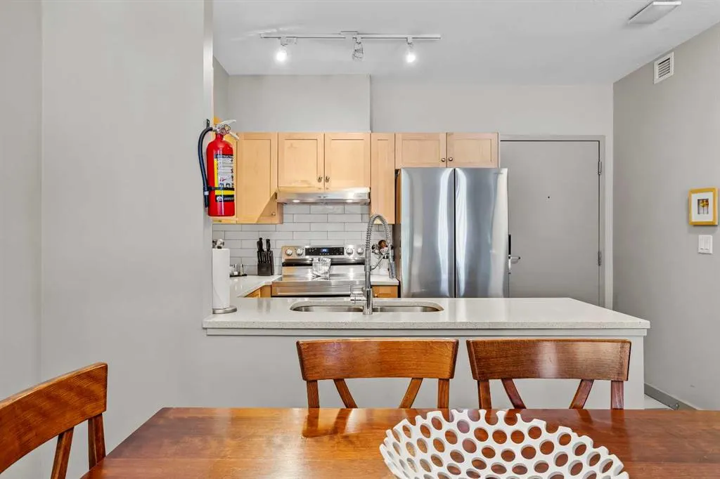 107 Montane Road, #106