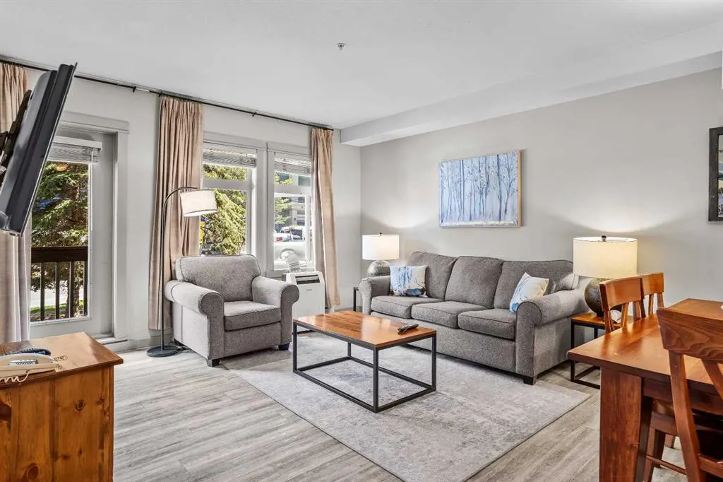107 Montane Road, #106