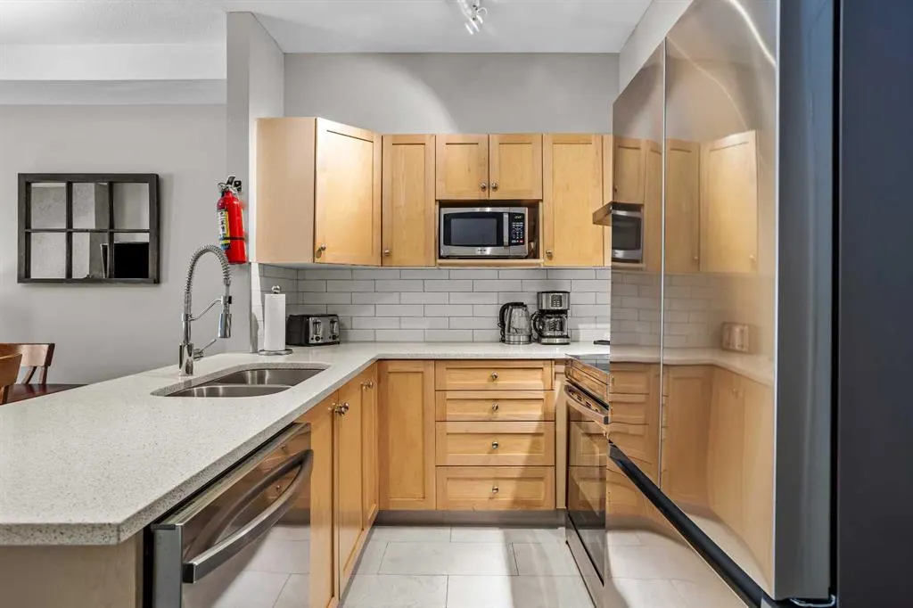 107 Montane Road, #106