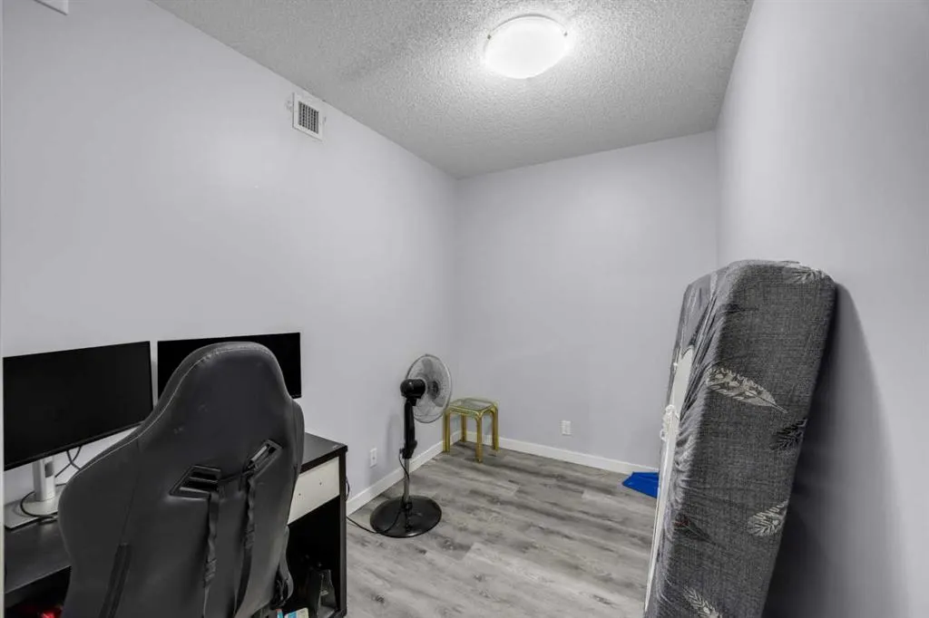 333 Taravista Drive NE, #2303