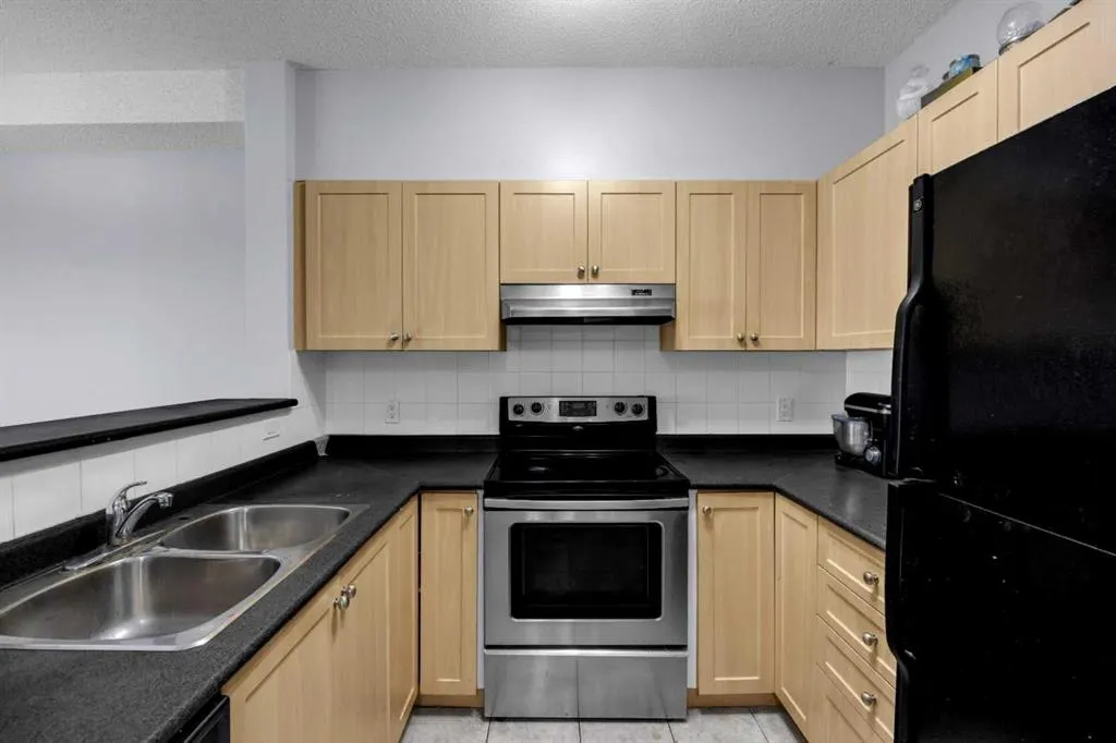 333 Taravista Drive NE, #2303