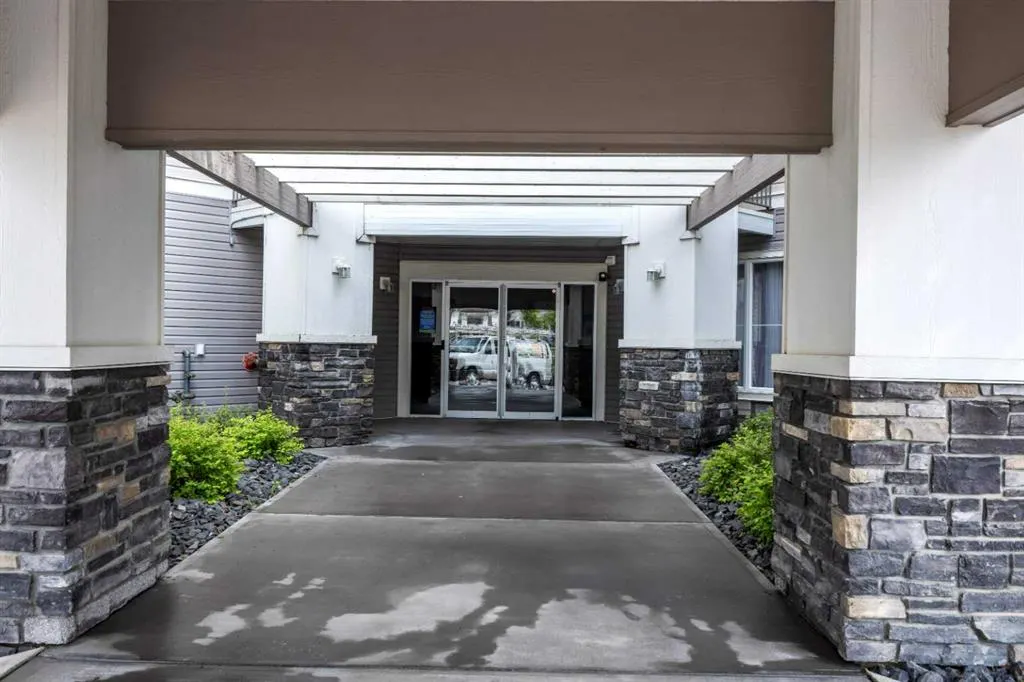 333 Taravista Drive NE, #2303