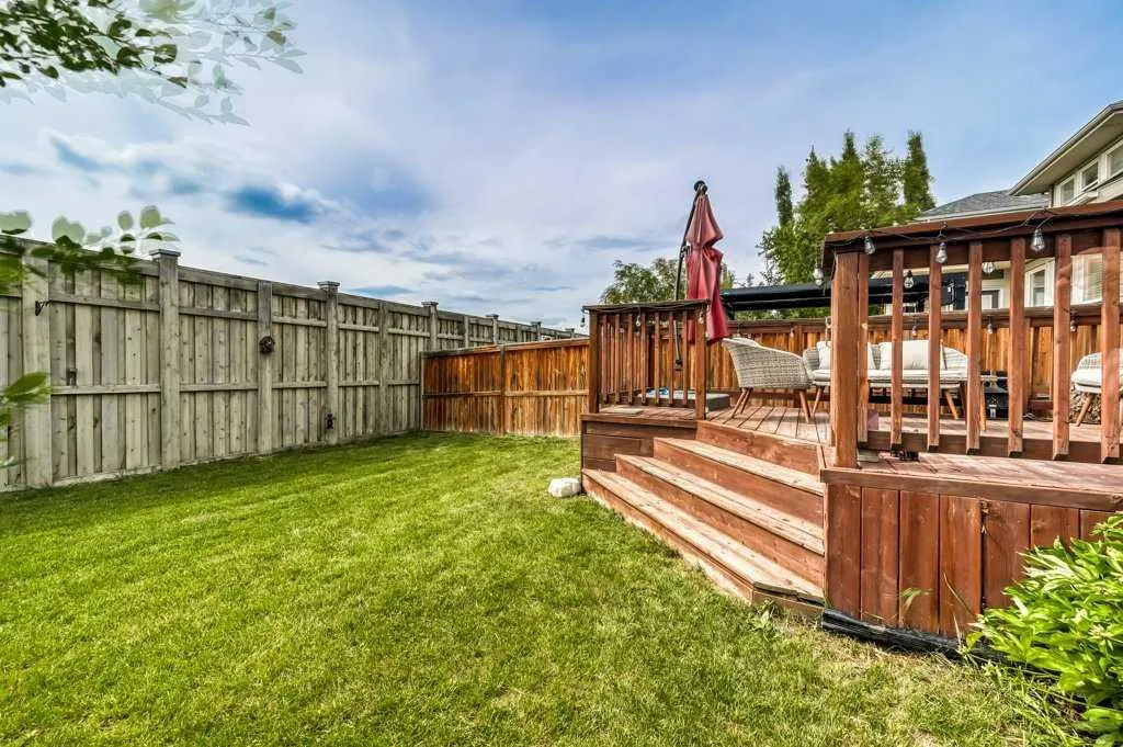 401 Mahogany Court SE